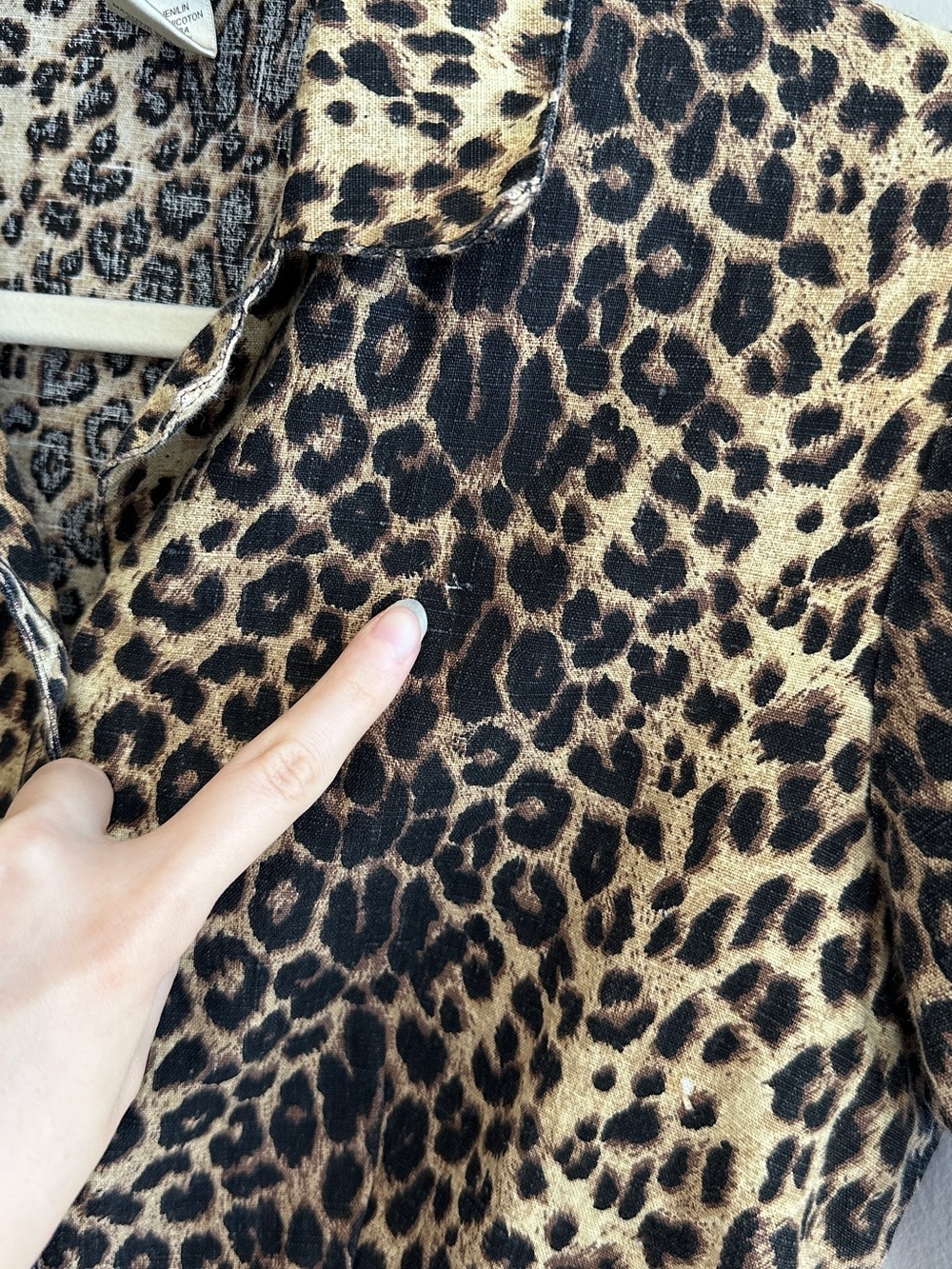 David Brooks Women’s Linen-Cotton Blend Cheetah Print Button Down Shirt, Size 4 - Picture 15 of 16